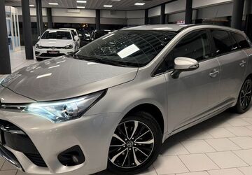 Toyota Avensis 122.542 km 16.390 &euro; Köln 51149
