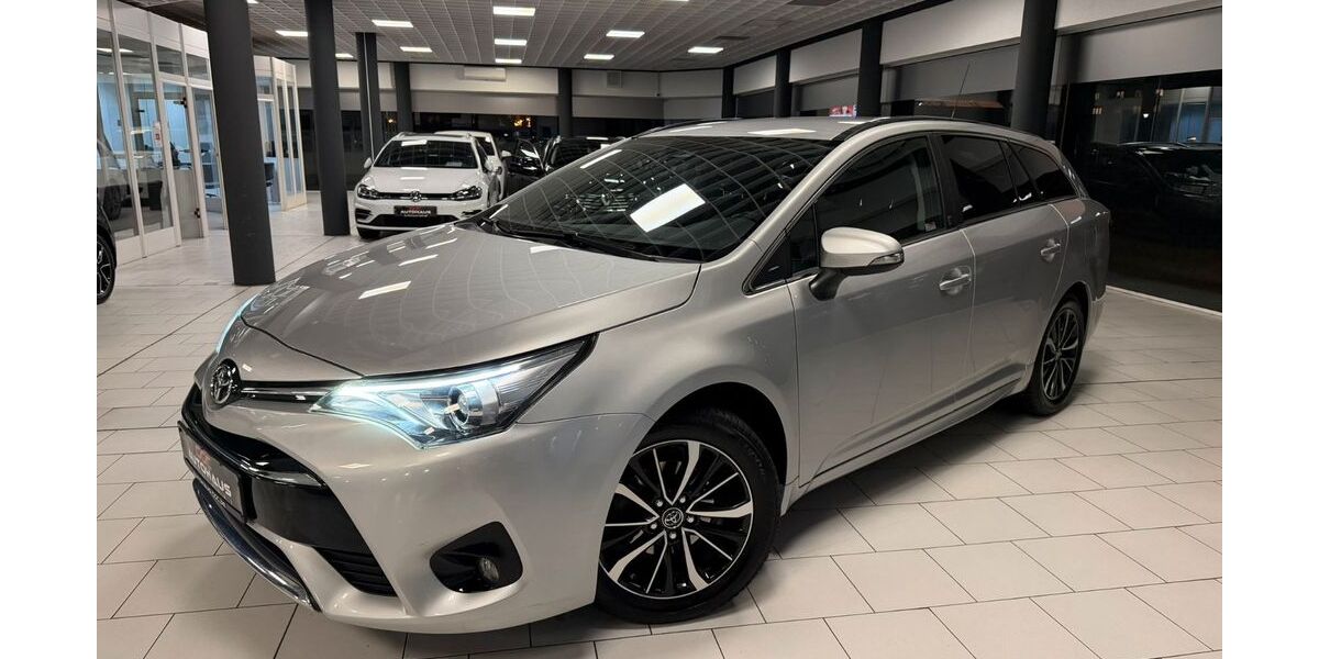 Toyota Avensis 122.542 km 16.390 &euro; Köln 51149
