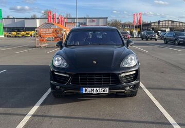 Porsche Cayenne 226.395 km 19.000 &euro; Köln 50767