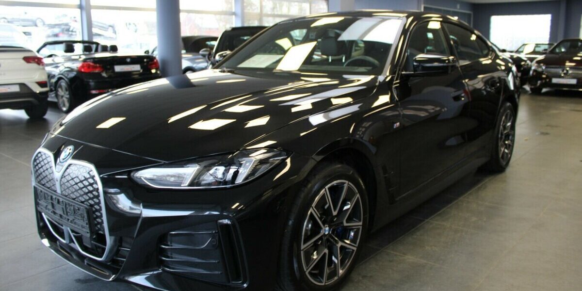 BMW i4 eDrive 40 Gran Coupe M Sport - Head-Up - 22.177 km 45.480 &euro; Euskirchen 53881