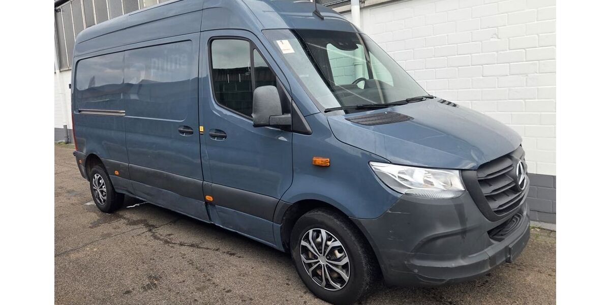 Mercedes-Benz Sprinter 113.000 km 12.250 &euro; Köln 51149