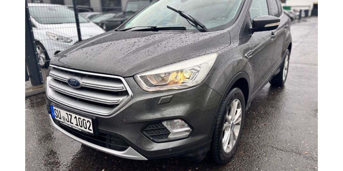 Ford Kuga 112.000 km 11.900 &euro; Troisdorf (10 km Köln-Bonn Airport) 53842