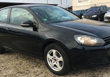 VW Golf 216.000 km 2.999 &euro; Bonn 53227