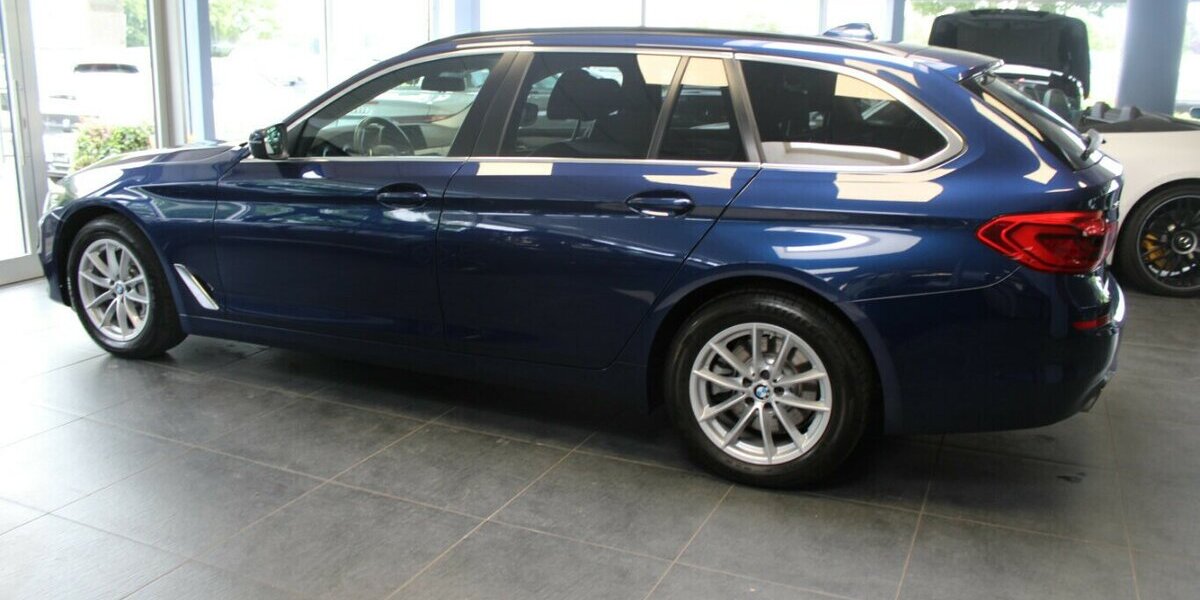 BMW 530 530i xDrive Touring - Leder - Navi - Head up - 85.830 km 27.980 &euro; Euskirchen 53881