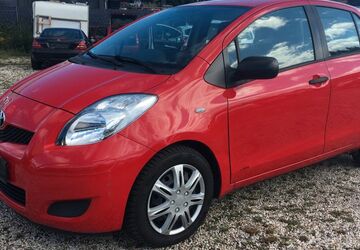 Toyota Yaris 241.000 km 2.499 &euro; Bonn 53227