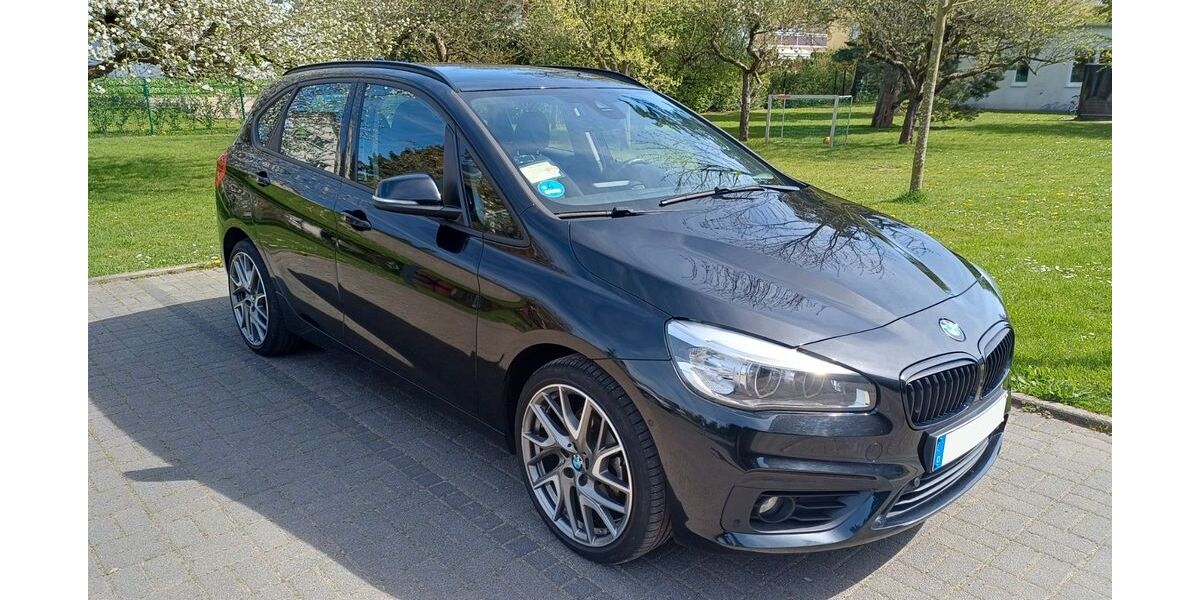 BMW 218 Active Tourer 77.500 km 14.800 &euro; Bonn 53177