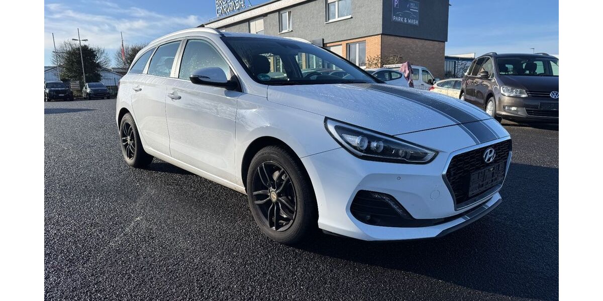 Hyundai i30 205.000 km 7.999 &euro; Euskirchen 53879