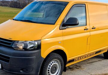 VW T5 Transporter 94.500 km 9.500 &euro; Asbach Buchholz 53567