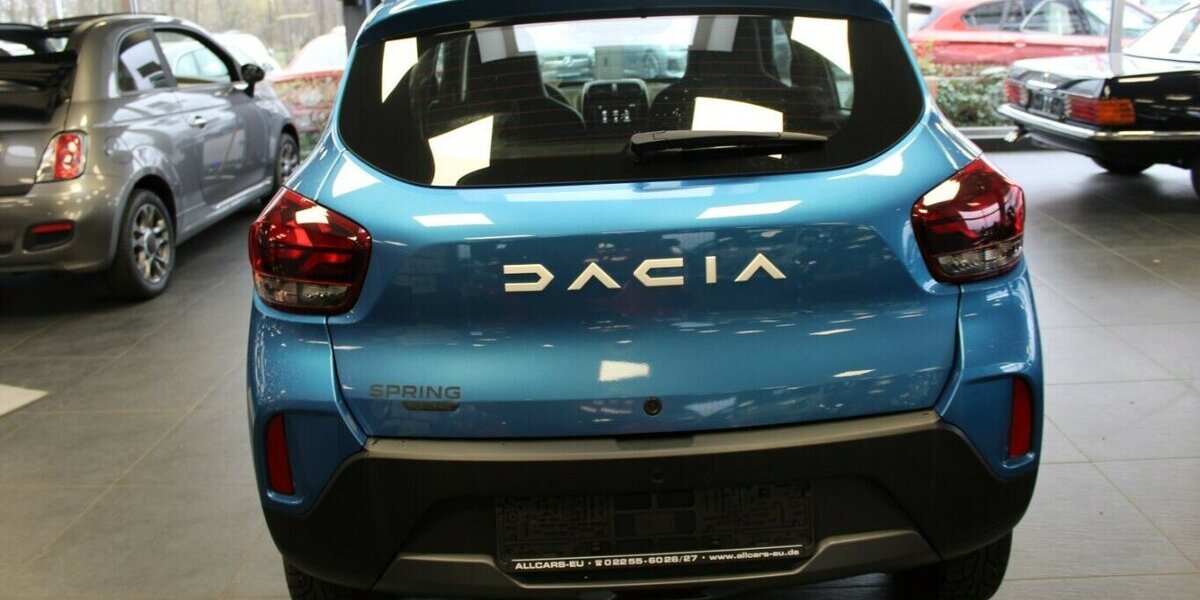 Dacia Spring Electric Essential 16.840 km 9.980 &euro; Euskirchen 53881