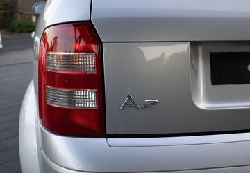 Audi A2 128.000 km 11.000 &euro; Vettelschoß 53560