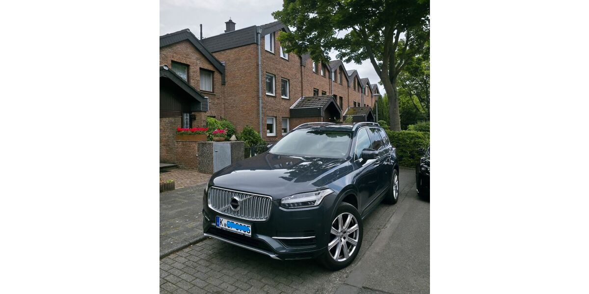 Volvo XC90 175.893 km 23.900 &euro; Köln 51143