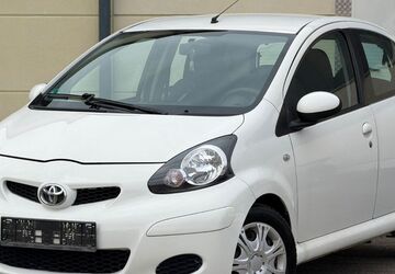 Toyota Aygo (X) 185.000 km 2.350 &euro; Euskirchen 53881