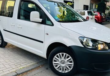 VW Caddy 192.000 km 8.310 &euro; Troisdorf 53842