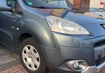 Peugeot Partner 159.000 km 4.999 &euro; Euskirchen 53879