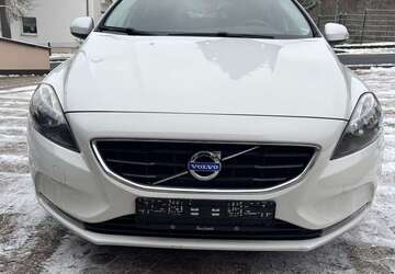 Volvo V40 161.000 km 7.490 &euro; Remagen-Rolandseck 53424