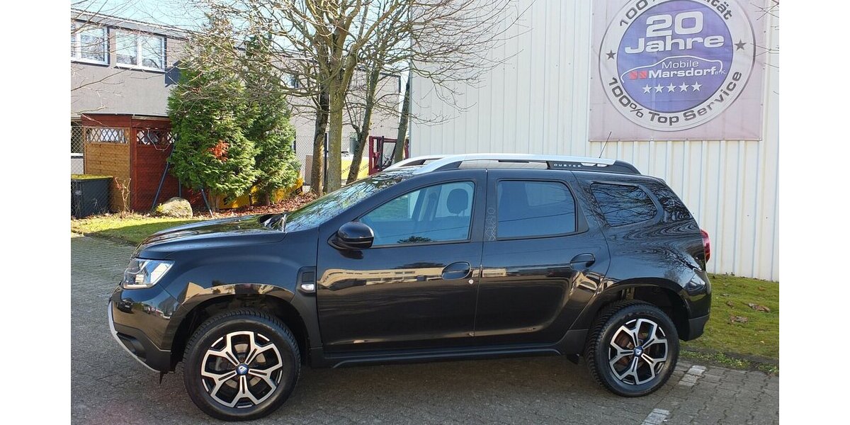Dacia Duster II CELEBRATION HYBRID NAVI KAMERA 17 ZOLL 63.155 km 12.704 &euro; Köln 50858