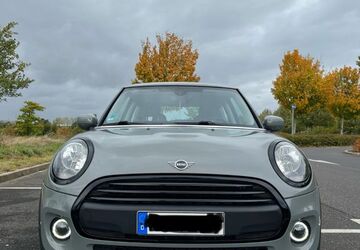 Mini ONE 58.300 km 15.600 &euro; Köln 50859