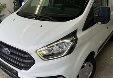 Ford Transit Custom 175.071 km 17.690 &euro; Köln 50829