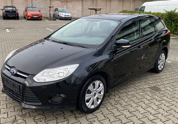 Ford Focus 122.000 km 4.990 &euro; Köln 50739