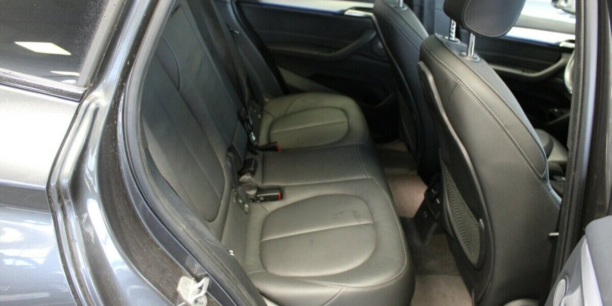 BMW X1 xDrive25e - M Sport - Leder - Panorama - 77.330 km 27.980 &euro; Euskirchen 53881