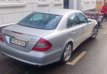 Mercedes-Benz E 280 208.000 km 8.000 &euro; Bonn 53129