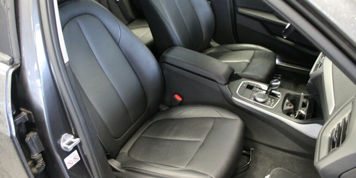 BMW 118 118i Aut. Leder - Panorama - LED - Navi - 45.890 km 20.980 &euro; Euskirchen 53881