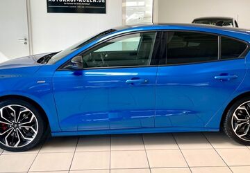 Ford Focus 37.523 km 19.990 &euro; Köln 51067