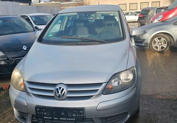 VW Golf 223.000 km 2.200 &euro; Bonn 53227