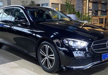 Mercedes-Benz E 220 107.452 km 28.900 &euro; Eitorf 53783
