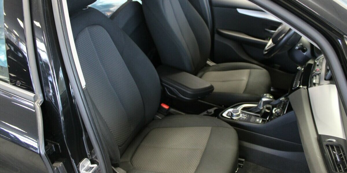 BMW 225 xe iPerformance Active Tourer Advantage - 8-Fa 99.262 km 14.980 &euro; Euskirchen 53881