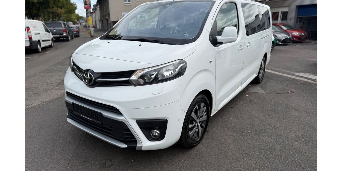 Toyota Proace (Verso) 149.000 km 19.990 &euro; Köln 51065