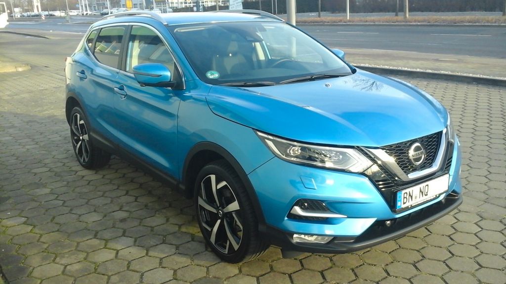 Nissan Qashqai 122.840 km 11.900 &euro; Bonn 53125