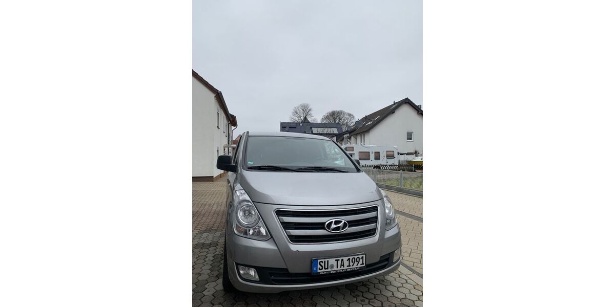 Hyundai H-1 Starex 132.000 km 17.000 &euro; Niederkassel 53859