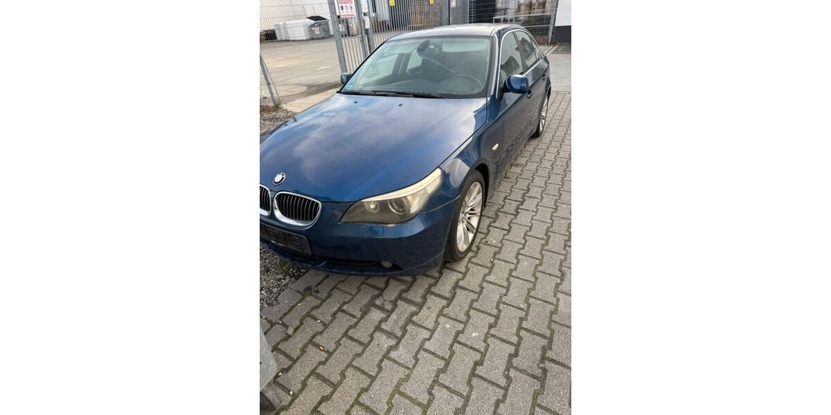 BMW 523 267.000 km 1.999 &euro; Bonn 53123