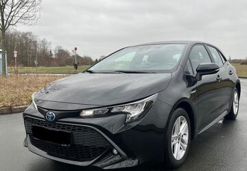 Toyota Corolla 89.800 km 18.690 &euro; Bonn 53119