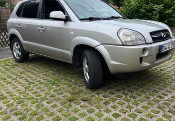 Hyundai TUCSON 227.000 km 2.800 &euro; Bonn 53229