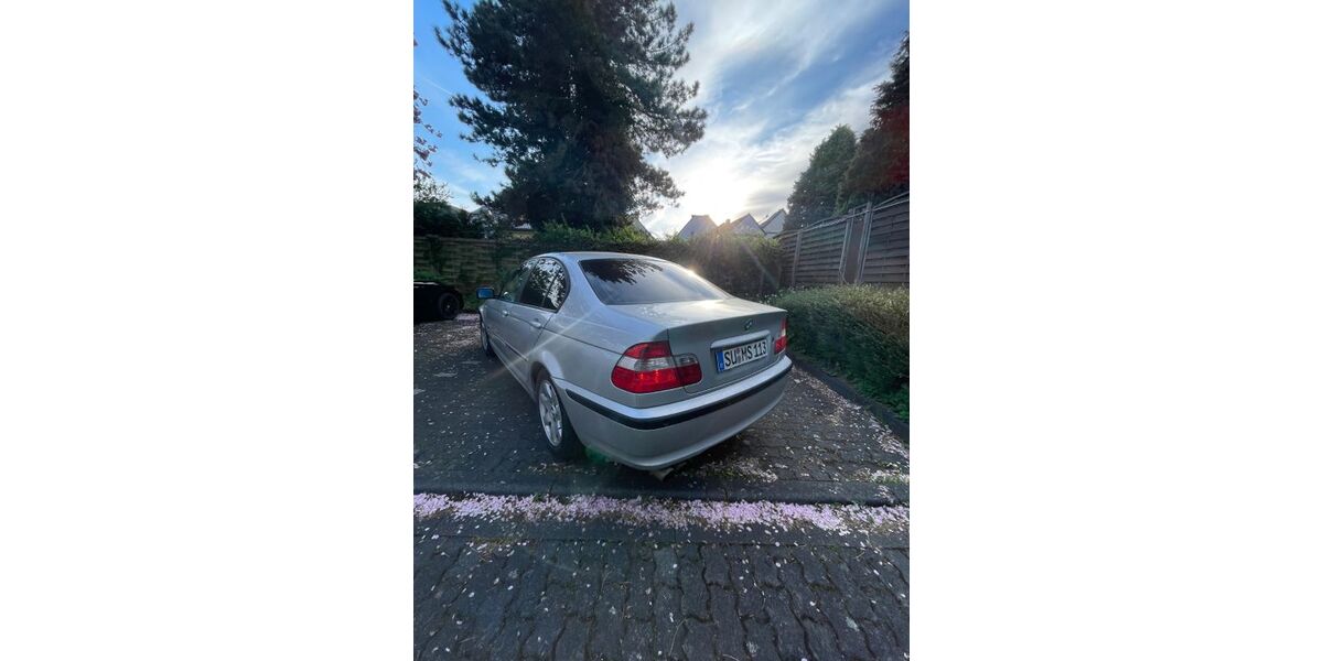 BMW 318 206.000 km 2.499 &euro; Bornheim 53332