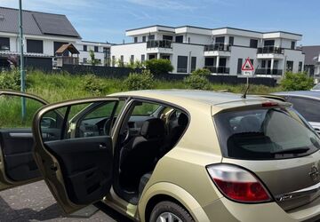 Opel Astra 159.000 km 2.590 &euro; Niederkassel 53859