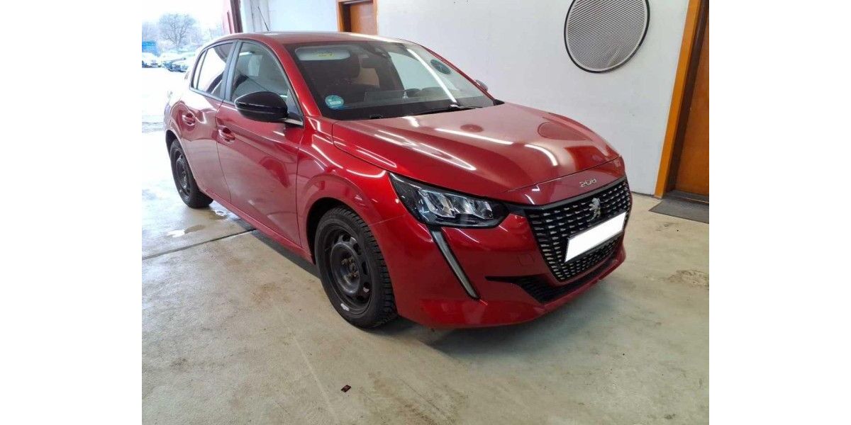 Peugeot 208 10.424 km 16.980 &euro; Hennef 53773