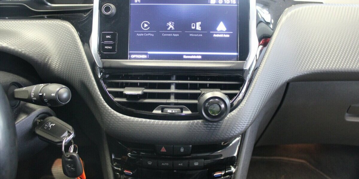 Peugeot 2008 BlueHDi FAP Aut. Allure 68.747 km 13.980 &euro; Euskirchen 53881