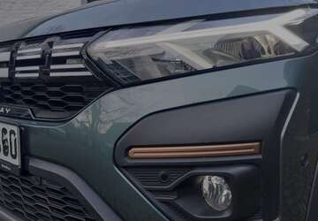 Dacia Sandero 33.400 km 15.800 &euro; Köln 50259