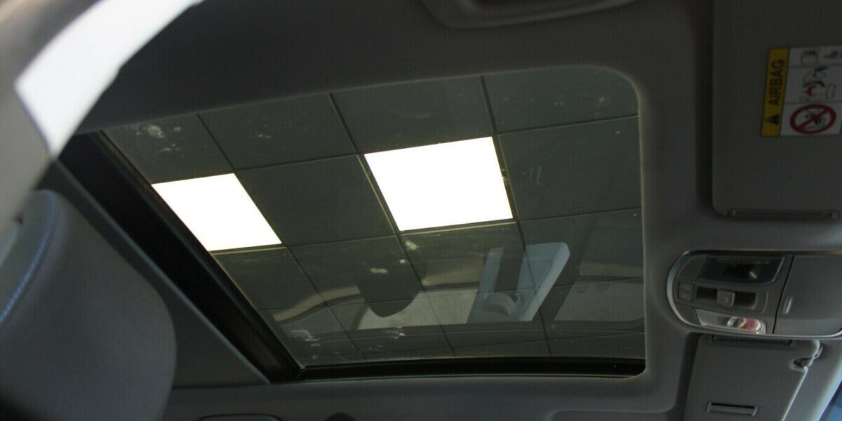 Hyundai Tucson blue 1.7 CRDI 2WD DCT Panorama - Ahk. 104.421 km 15.980 &euro; Euskirchen 53881