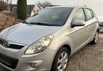 Hyundai i20 163.000 km 3.850 &euro; Berg 53505