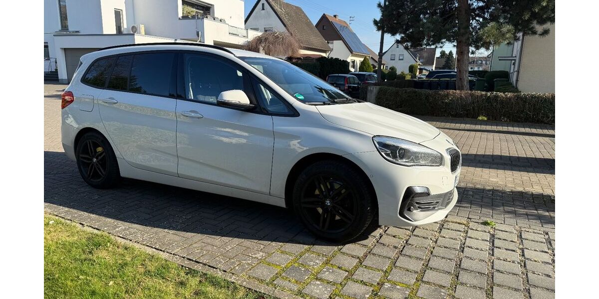 BMW 218 Gran Tourer 85.000 km 14.900 &euro; Niederkassel 53859