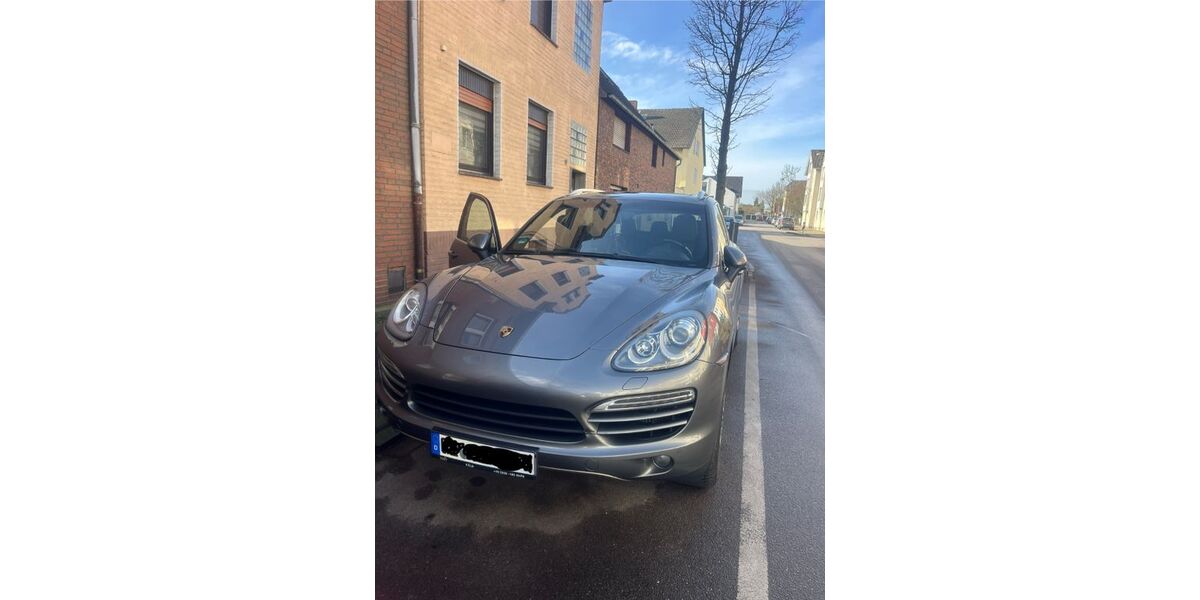 Porsche Cayenne 417.500 km 13.100 &euro; Köln 51145