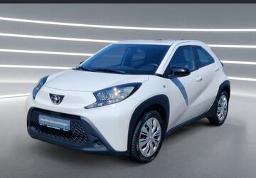 Toyota Aygo (X) 17.117 km 17.990 &euro; Bonn 53119