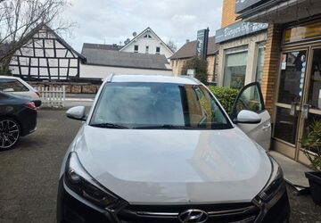 Hyundai TUCSON 210.000 km 13.000 &euro; Köln 51109