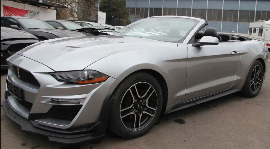 Ford Mustang 53.300 km 23.998 &euro; Königswinter 53639