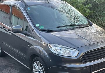 Ford Tourneo Courier 90.000 km 6.990 &euro; koeln 51105