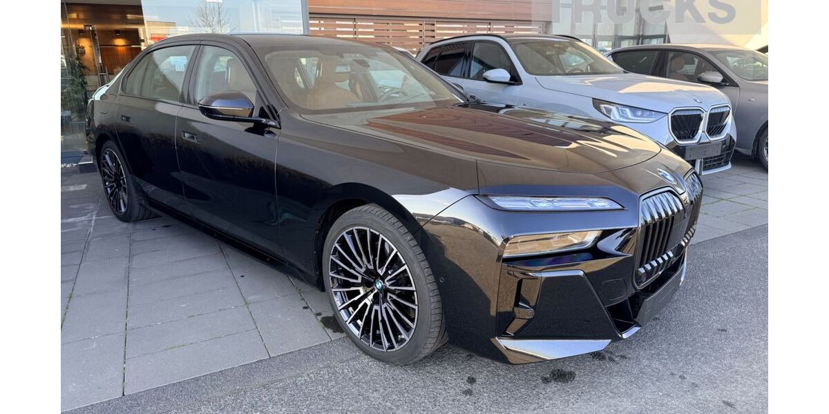 BMW 740 5.050 km 117.390 &euro; Köln Rodenkirchen 50996